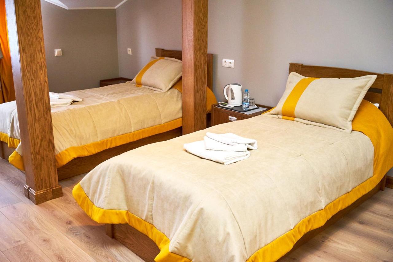 Східний Hotel Berezhany Eksteriør billede