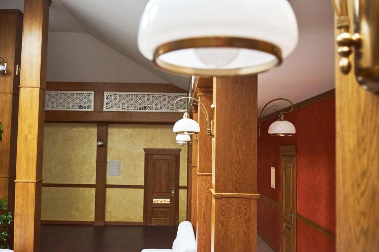 Східний Hotel Berezhany Eksteriør billede