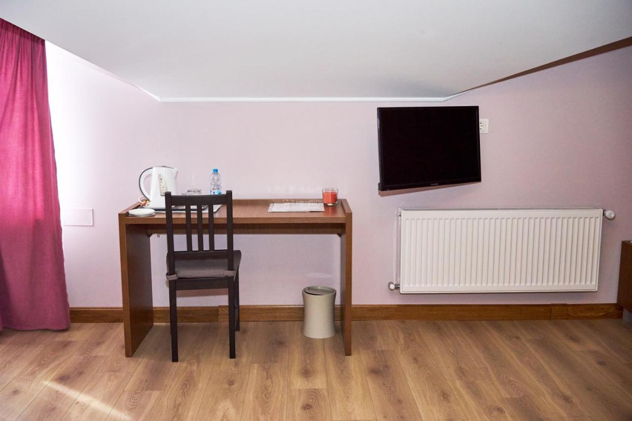 Східний Hotel Berezhany Eksteriør billede