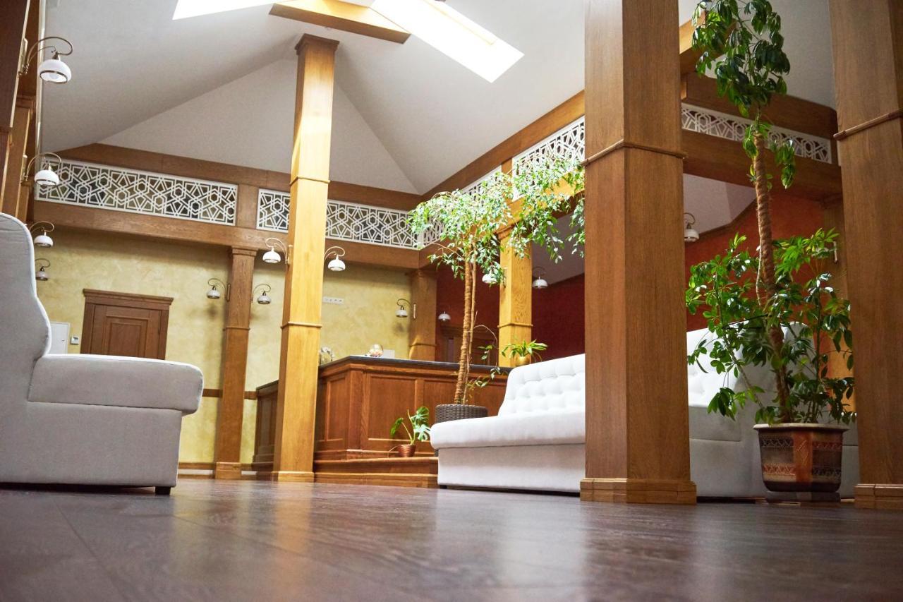 Східний Hotel Berezhany Eksteriør billede
