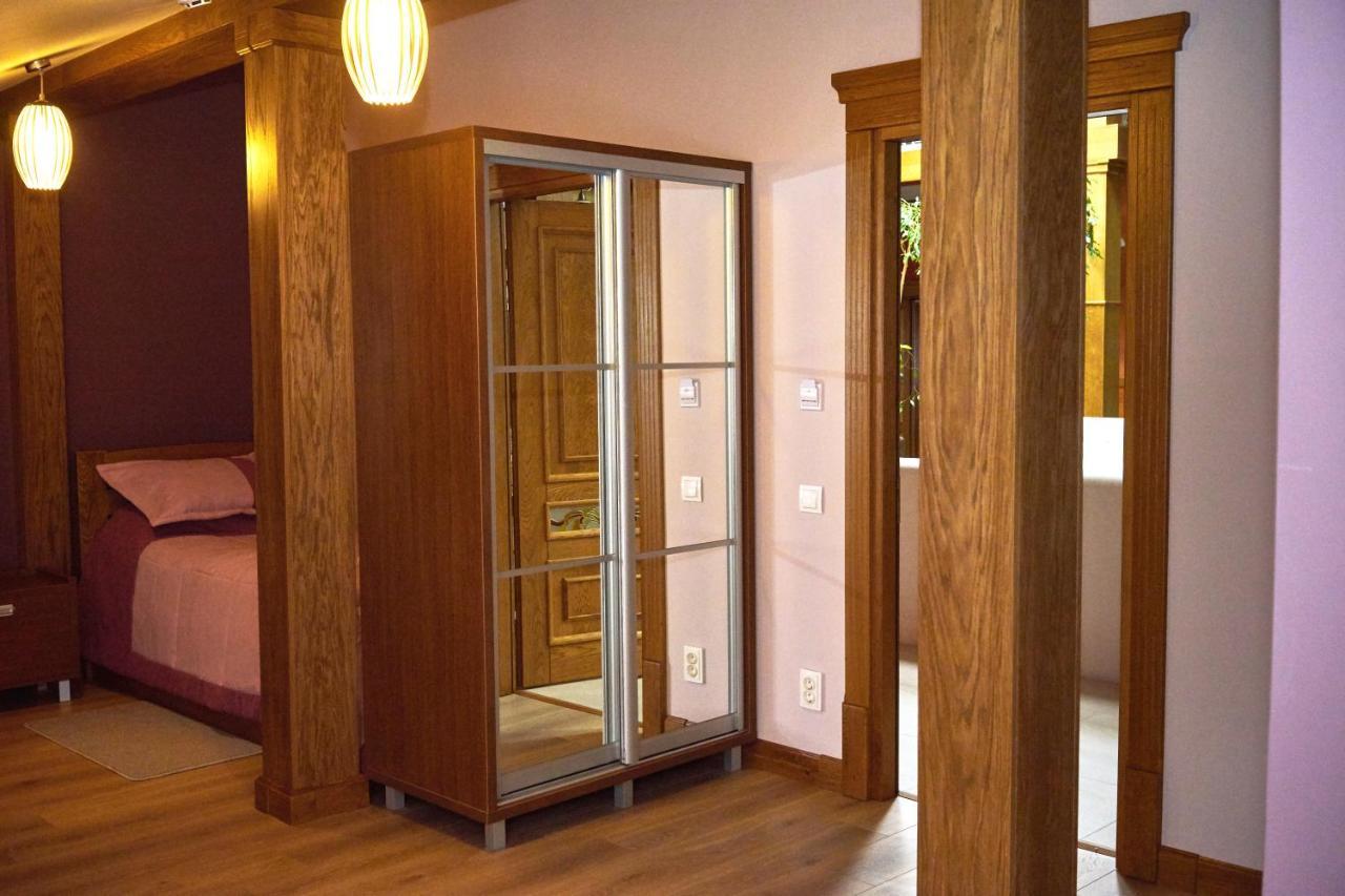 Східний Hotel Berezhany Eksteriør billede