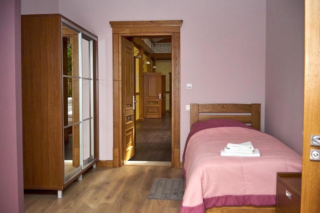 Східний Hotel Berezhany Eksteriør billede